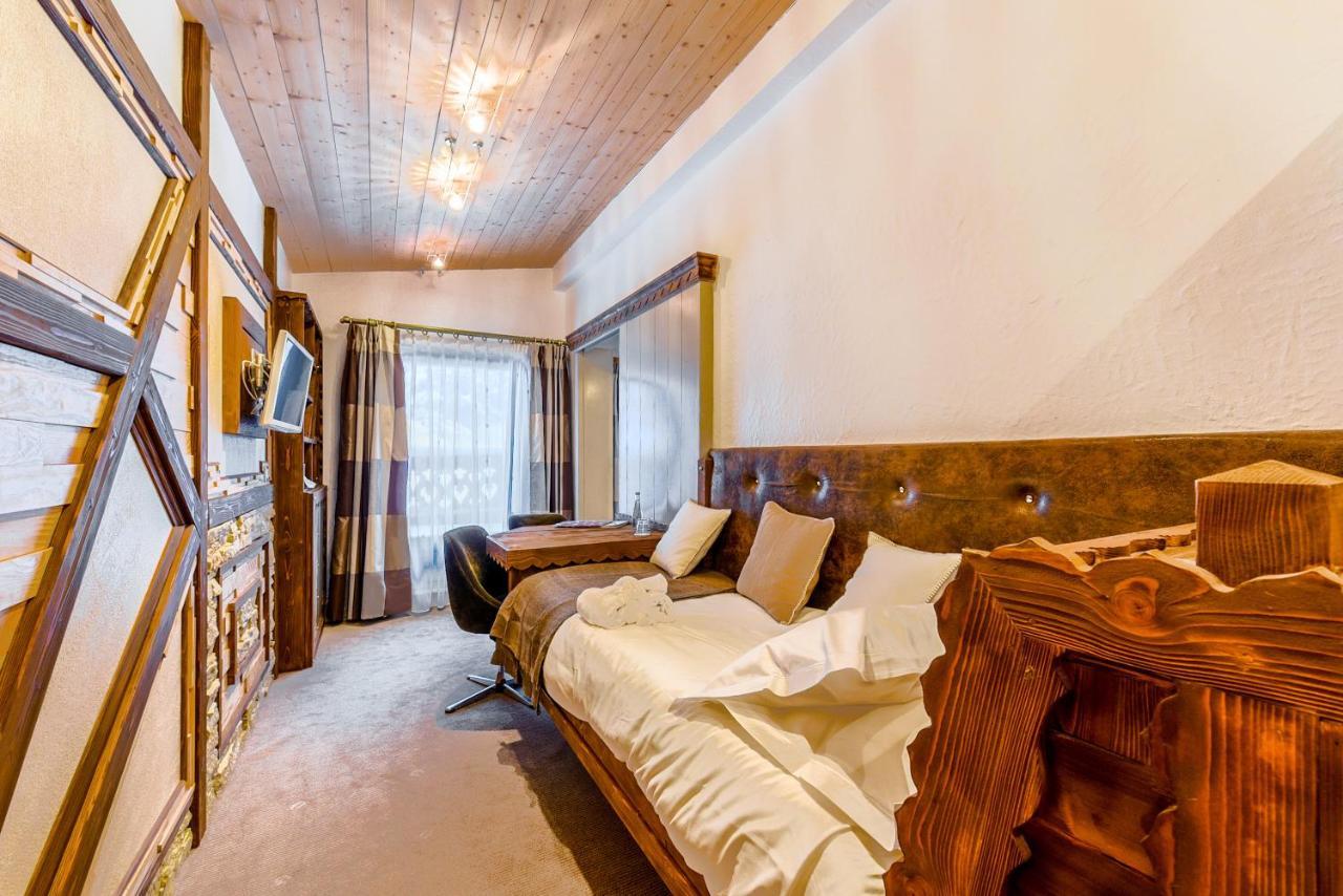 Hotel Les Sherpas Courchevel Zewnętrze zdjęcie